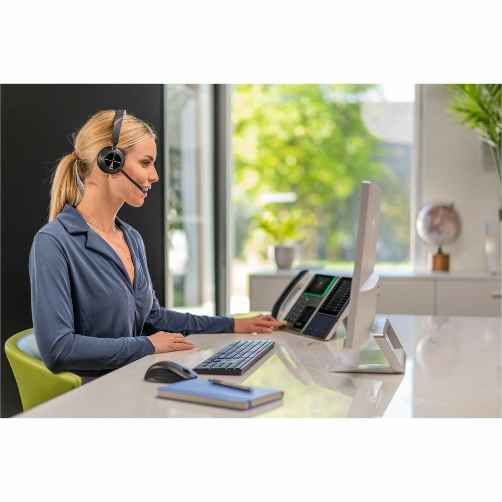 Poly Voyager 4320 UC Stereo USB-A Headset + BT700 USB-A Adapter + Char